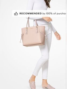 Michael Kors Voyager saffiano Bag